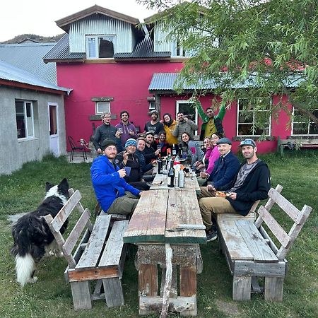 Hostel Las Cuatro Estaciones El Chalten Εξωτερικό φωτογραφία