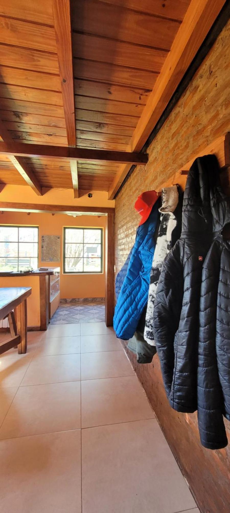 Hostel Las Cuatro Estaciones El Chalten Εξωτερικό φωτογραφία