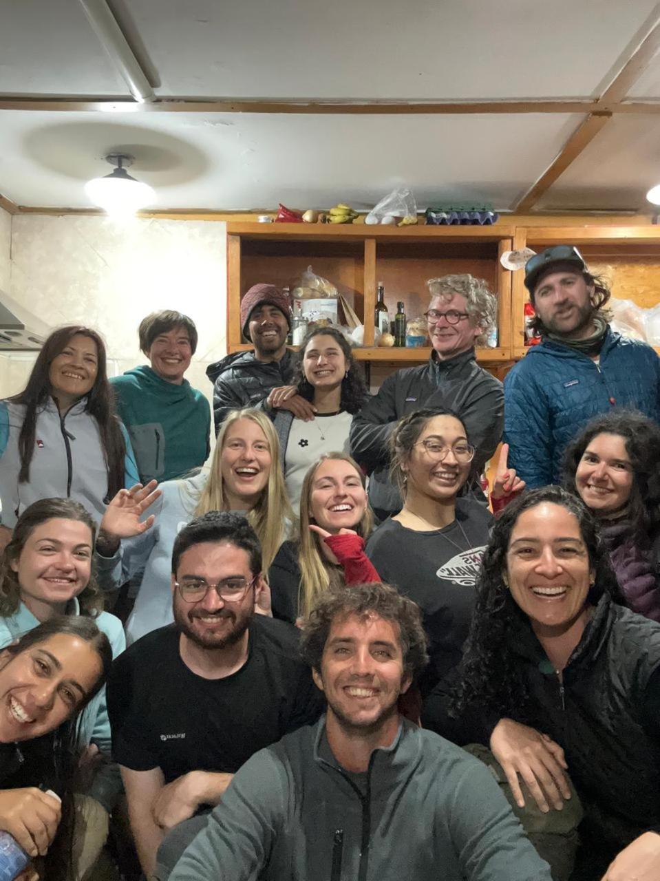 Hostel Las Cuatro Estaciones El Chalten Εξωτερικό φωτογραφία