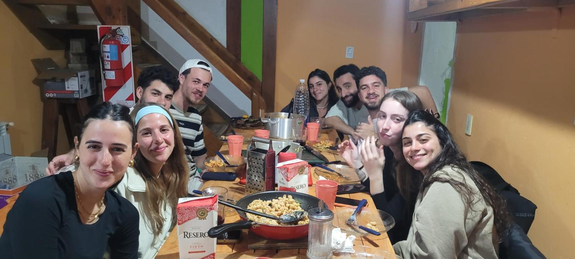 Hostel Las Cuatro Estaciones El Chalten Εξωτερικό φωτογραφία
