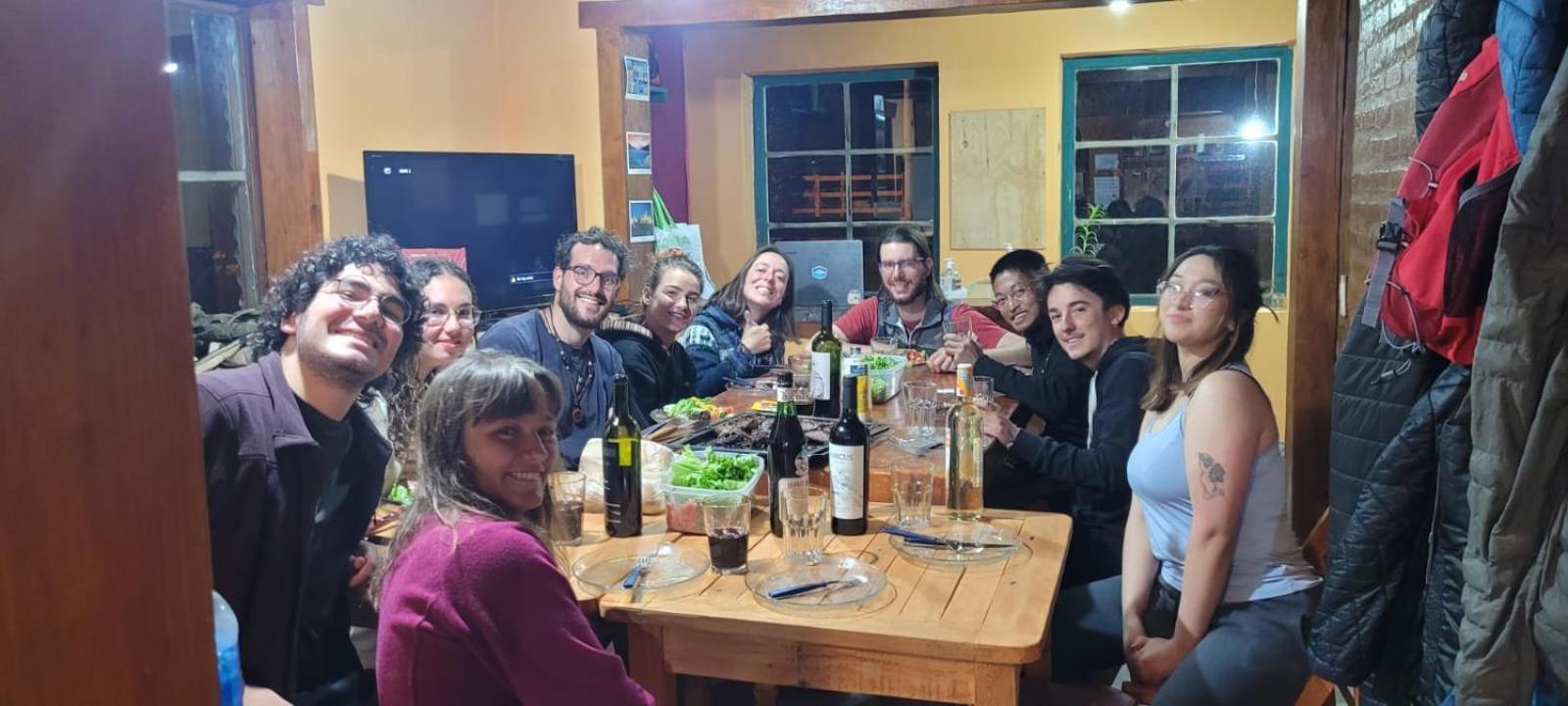 Hostel Las Cuatro Estaciones El Chalten Εξωτερικό φωτογραφία